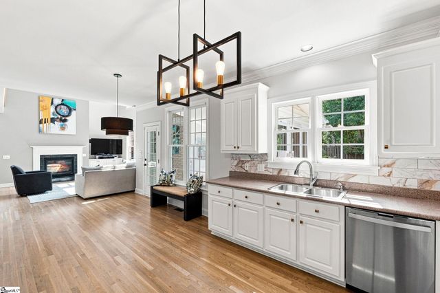 305 Trotters Field Way, Simpsonville, SC 29681
