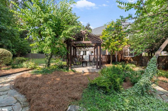 305 Trotters Field Way, Simpsonville, SC 29681