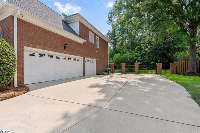 305 Trotters Field Way, Simpsonville, SC 29681