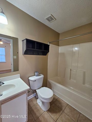 1202 Pueblo Drive, Jacksonville, NC 28546