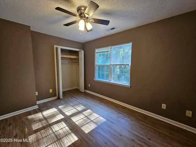 1202 Pueblo Drive, Jacksonville, NC 28546