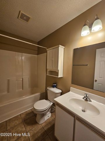 1202 Pueblo Drive, Jacksonville, NC 28546