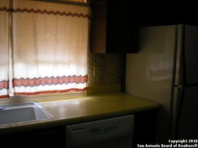 6606 Shady Lake, San Antonio, TX 78244