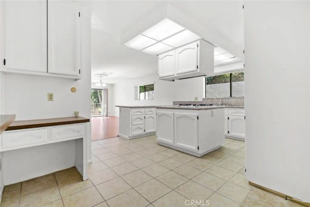 1321 Greenbriar Road, Glendale, CA 91207