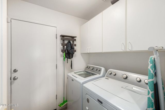 1521 S VELERO Place, Chandler, AZ 85286