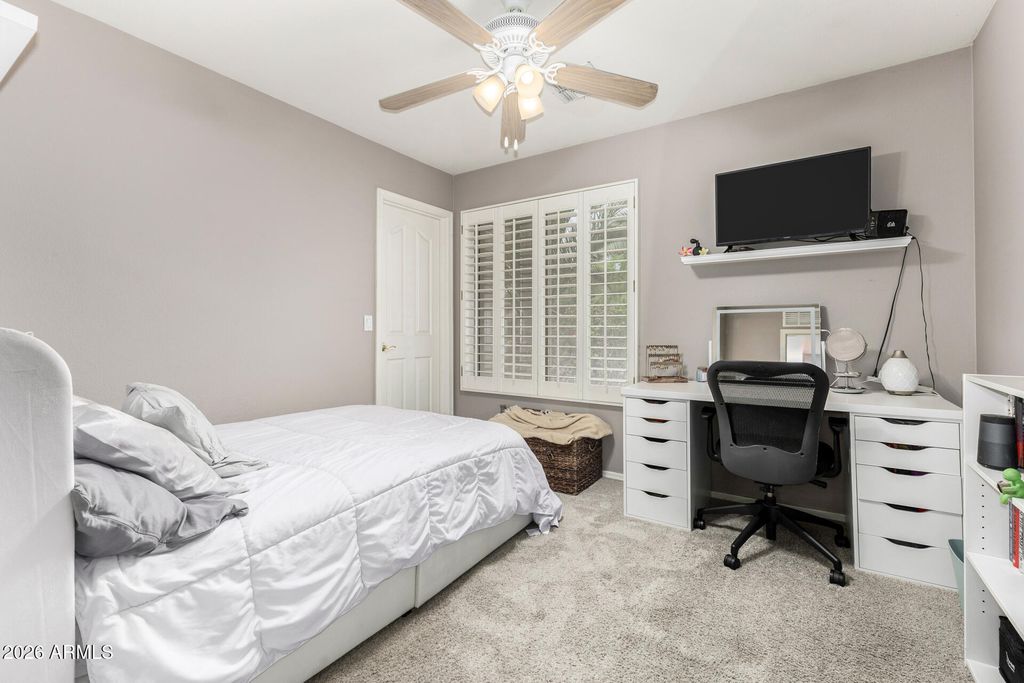 Image 27 of property listing at 1521 S VELERO Place, Chandler, AZ 85286