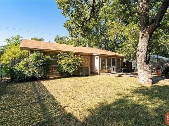 501 W College Street, Rising Star, TX 76471