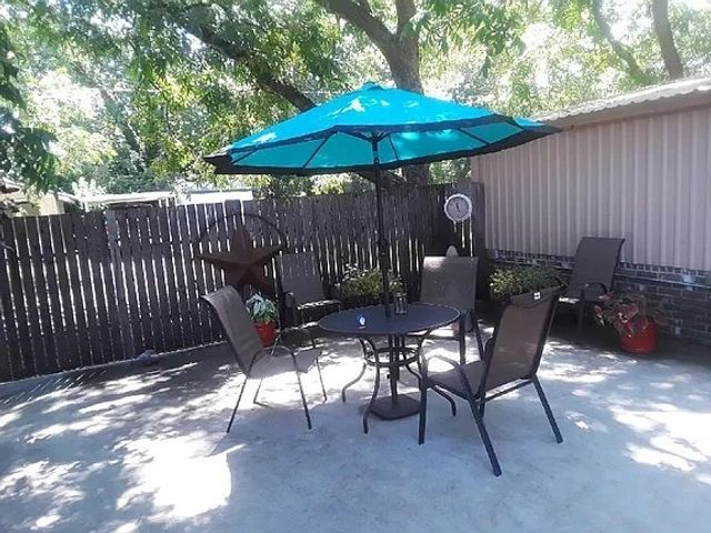 501 W College Street, Rising Star, TX 76471