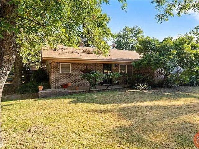 501 W College Street, Rising Star, TX 76471