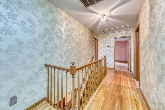 109 Bittersweet Hill, Wethersfield, CT 06109