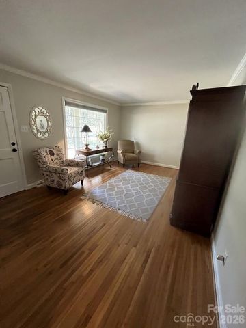 2800 Spring Valley Road, Charlotte, NC 28210