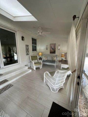 2800 Spring Valley Road, Charlotte, NC 28210