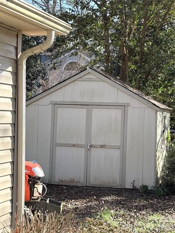 2800 Spring Valley Road, Charlotte, NC 28210