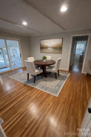 2800 Spring Valley Road, Charlotte, NC 28210