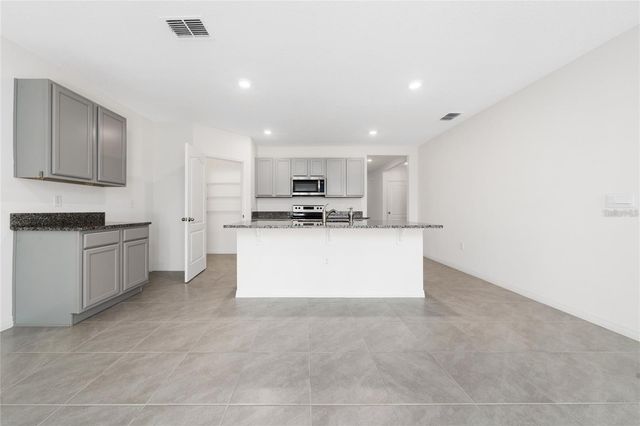 1213 RED HILL ROAD, Davenport, FL 33837