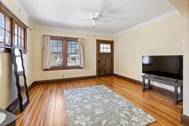 3620 42nd Avenue S, Minneapolis, MN 55406