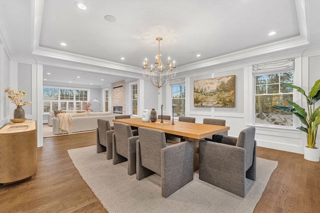 34 Stratford Road, Needham, MA 02492