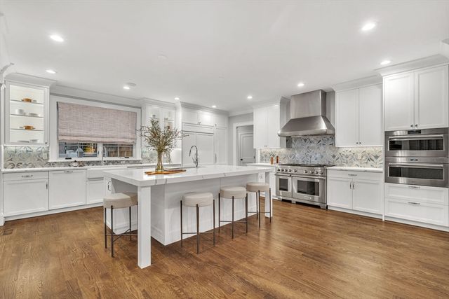 34 Stratford Road, Needham, MA 02492