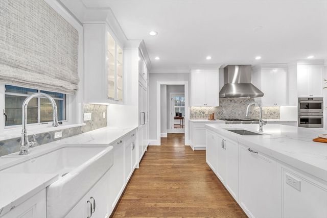 34 Stratford Road, Needham, MA 02492