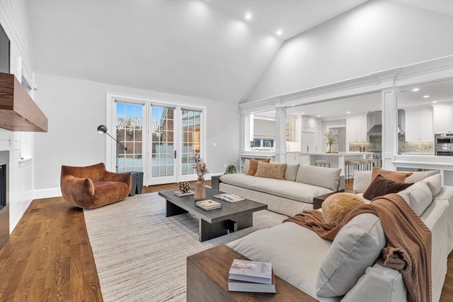 34 Stratford Road, Needham, MA 02492