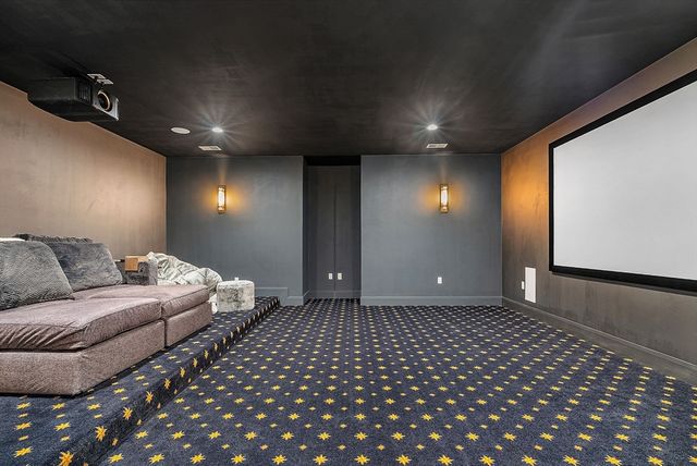 34 Stratford Road, Needham, MA 02492