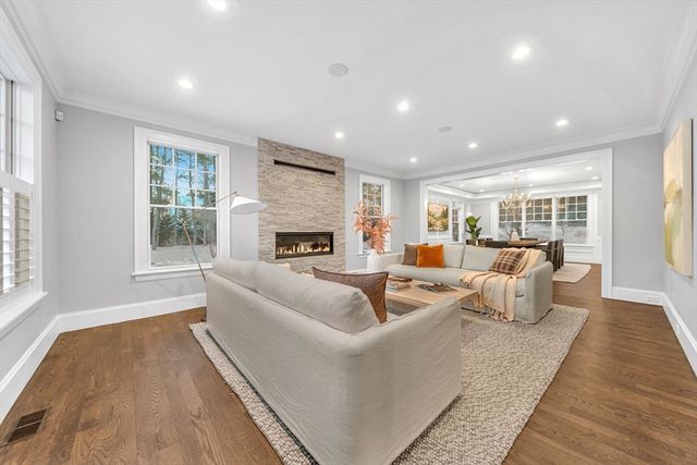 34 Stratford Road, Needham, MA 02492