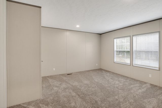 812 White Pond Road, Williston, SC 29853