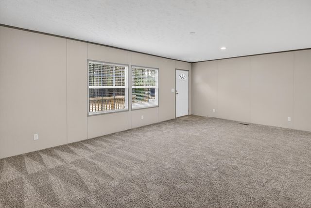 812 White Pond Road, Williston, SC 29853