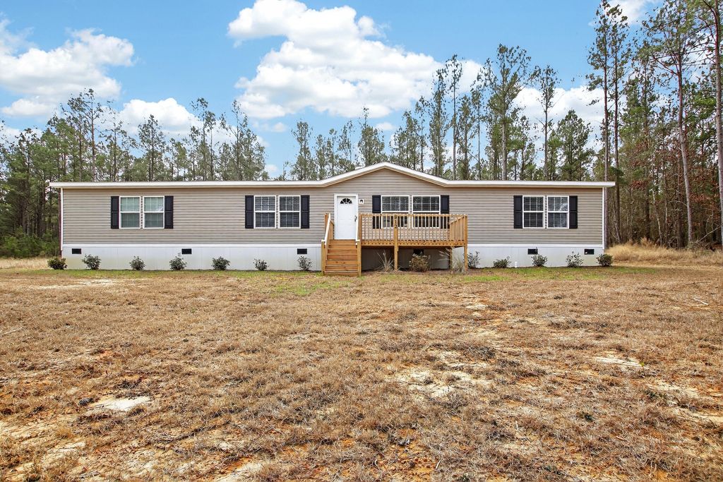 812 White Pond Road, Williston, SC 29853