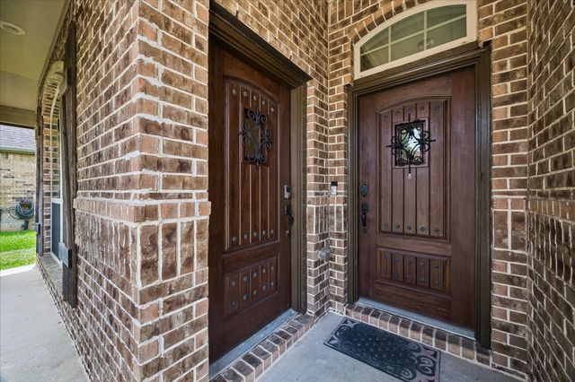 2204 Meadow Wind Drive, Pearland, TX 77089