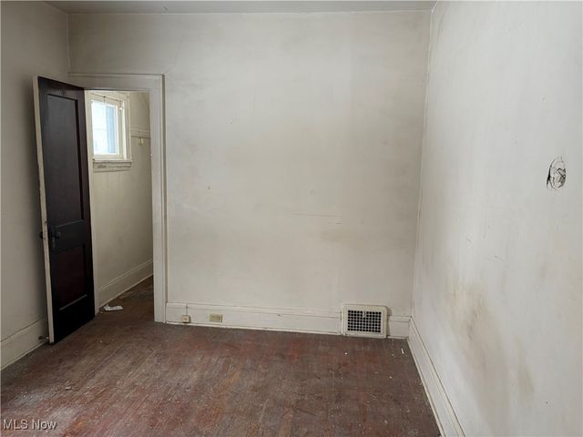 4070 E 141st Street, Cleveland, OH 44128