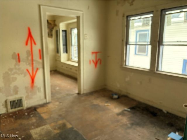 4070 E 141st Street, Cleveland, OH 44128