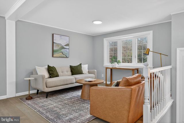 39 1ST ST, Windsor, PA 17366