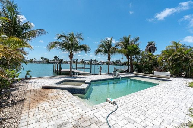 575 CRYSTAL DRIVE, Madeira Beach, FL 33708