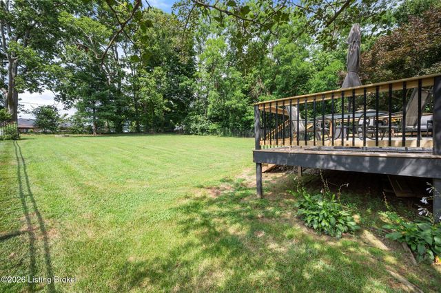 401 Seneca Rd, Shelbyville, KY 40065