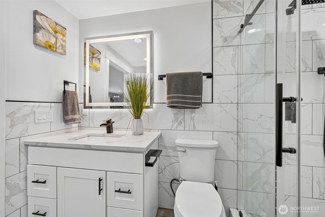 23119 80th Place W, Edmonds, WA 98026