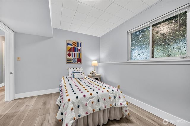 23119 80th Place W, Edmonds, WA 98026