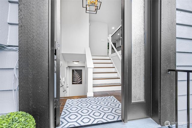 23119 80th Place W, Edmonds, WA 98026