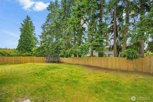 23119 80th Place W, Edmonds, WA 98026