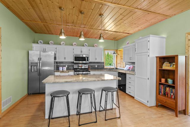 1839 Quebec Street, Centerville, MN 55038