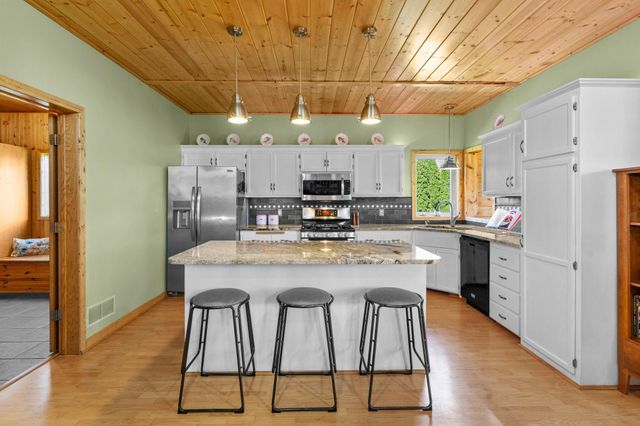 1839 Quebec Street, Centerville, MN 55038