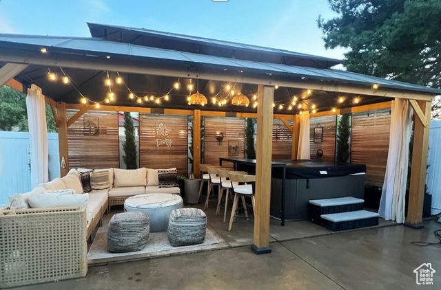 6877 PINEVIEW CIR, Salt Lake City, UT 84121