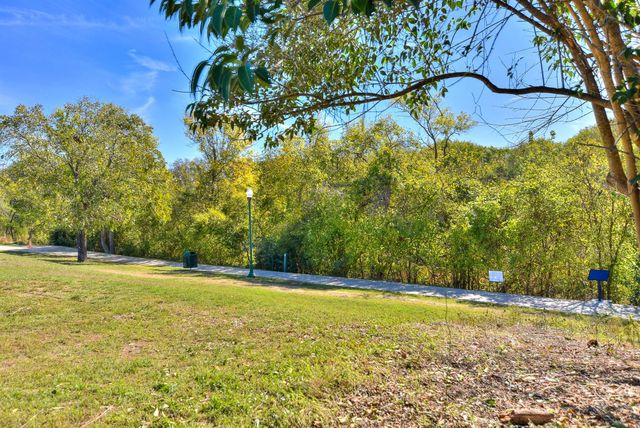 210 E Morrow ST, Georgetown, TX 78626