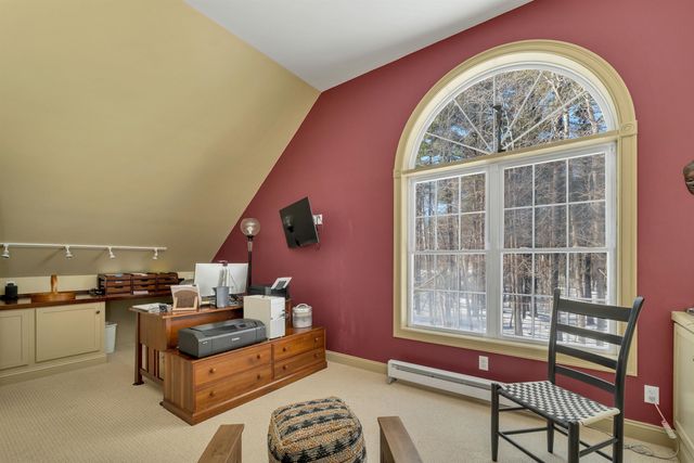 11 Vineyard Drive, Stratham, NH 03885