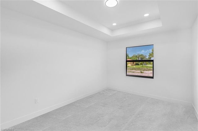 718 Bennington DR, Lehigh Acres, FL 33974