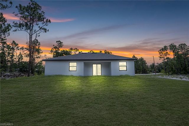 718 Bennington DR, Lehigh Acres, FL 33974