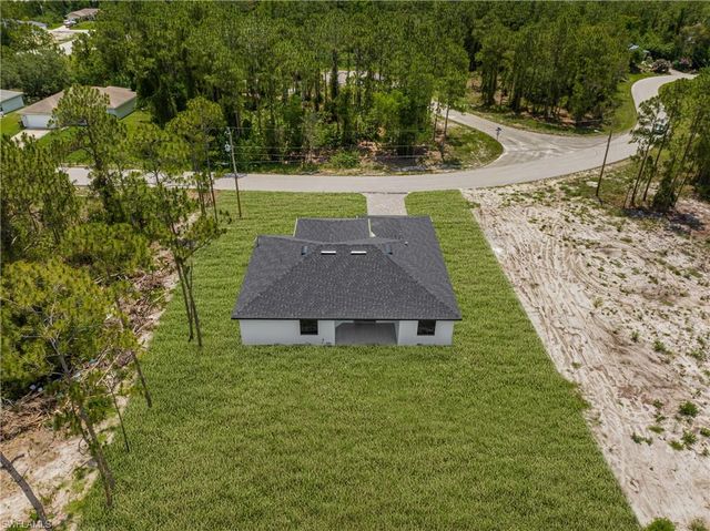 718 Bennington DR, Lehigh Acres, FL 33974