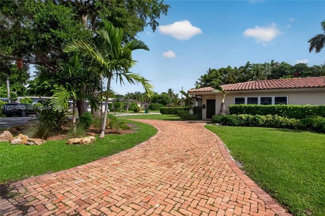 1065 NE 87th St, Miami, FL 33138