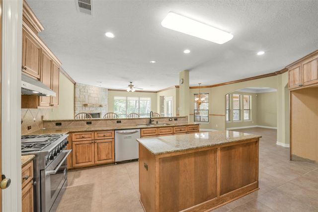 3522 Wellspring Lake Drive, Fulshear, TX 77441