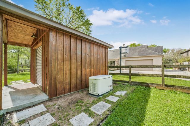 3522 Wellspring Lake Drive, Fulshear, TX 77441